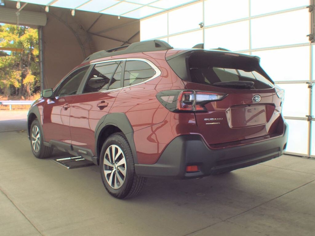 Used 2025 Subaru Outback Premium SUV