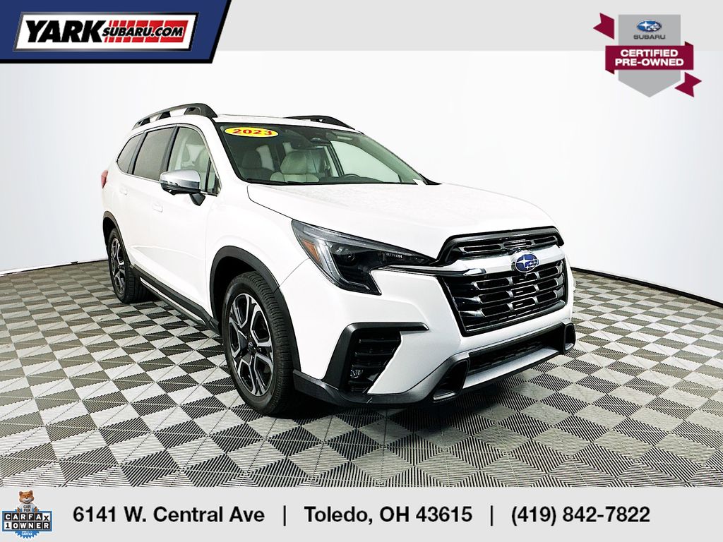 2023 Subaru Ascent Limited 7 Passenger's photo
