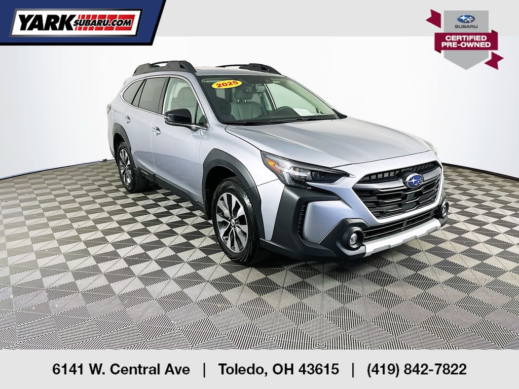 2025 Subaru Outback Limited's photo