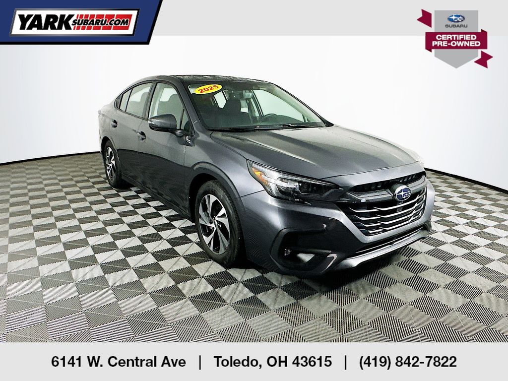 2025 Subaru Legacy Premium's photo