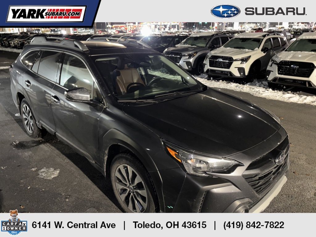 2023 Subaru Outback Touring's photo