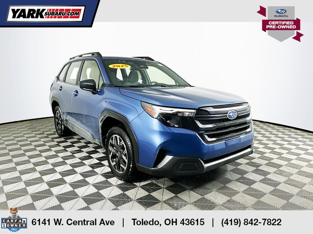 2025 Subaru Forester Base's photo