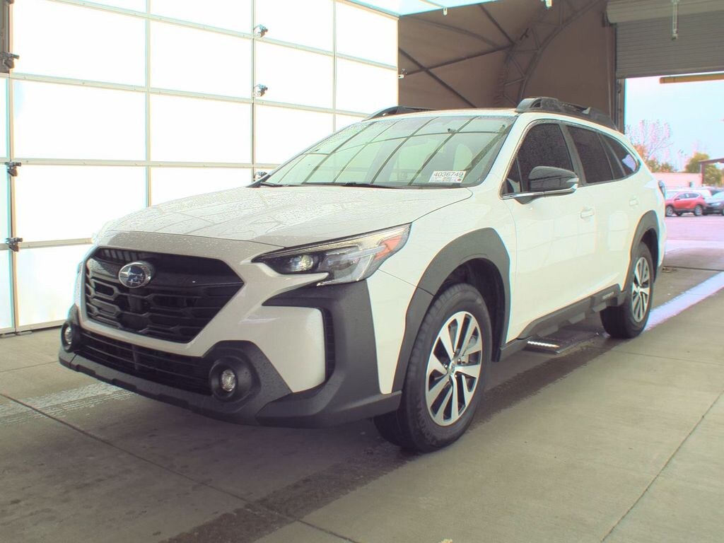 Used 2025 Subaru Outback Premium SUV