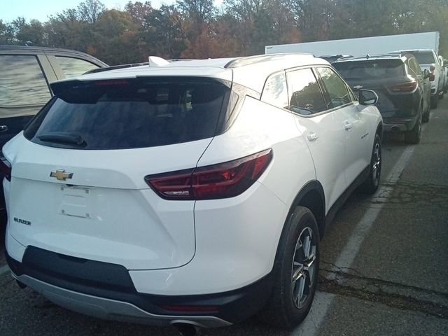 2023 Chevrolet Blazer 2LT photo 4
