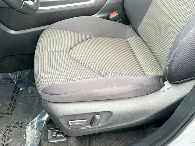 2024 Toyota Highlander LE - Photo 24