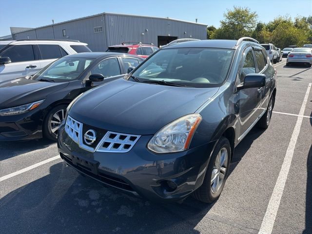 2013 Nissan Rogue SV photo 2