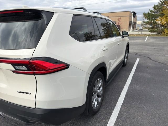 2024 Toyota Grand Highlander Limited photo 4