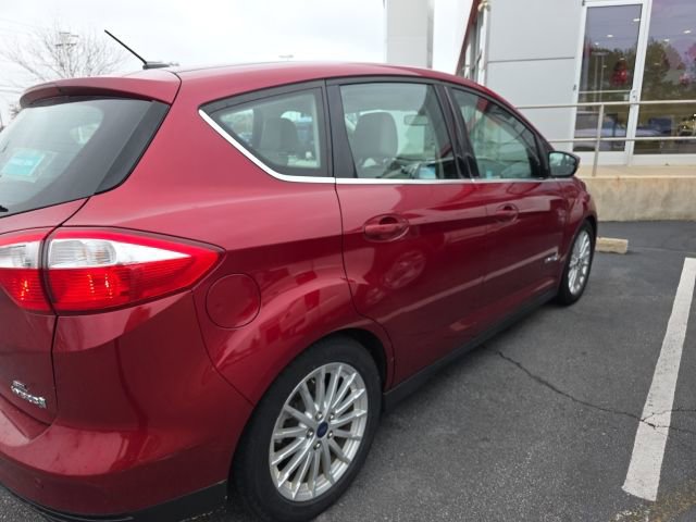 2016 Ford C-Max Hybrid SEL photo 2