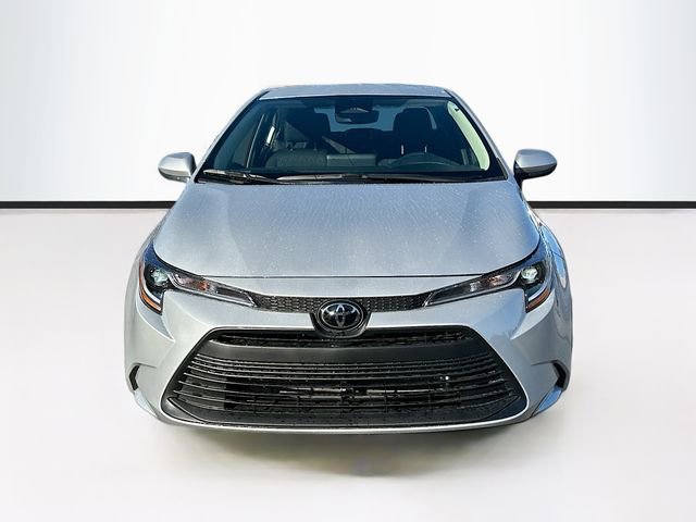 2026 Toyota Corolla LE photo 2