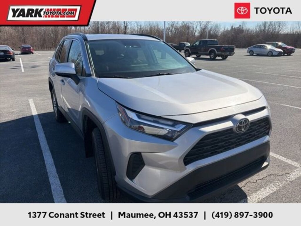 Used 2022 Toyota RAV4 XLE SUV