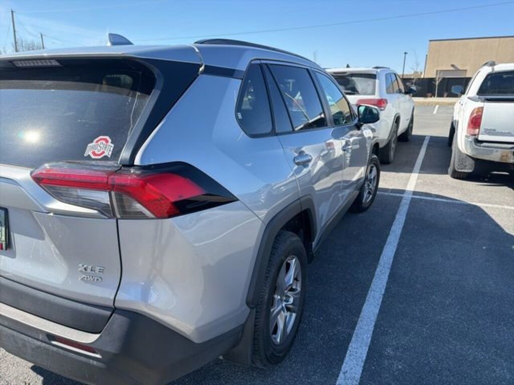 Used 2022 Toyota RAV4 XLE SUV