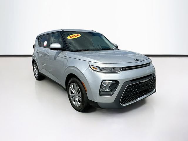 Used 2020 Kia Soul LX with VIN KNDJ23AUXL7716210 for sale in Maumee, OH