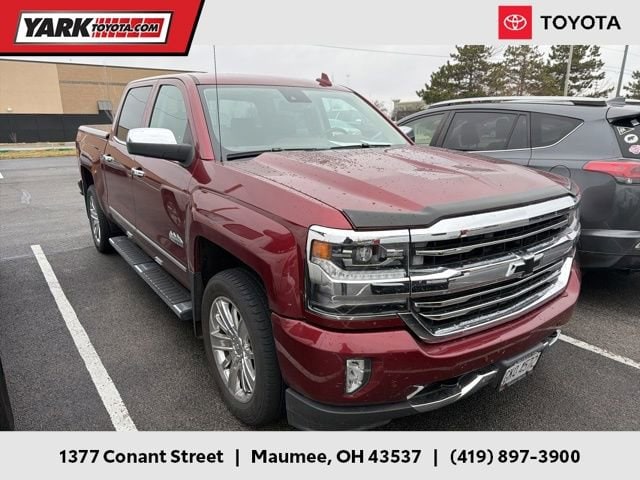 2017 Chevrolet Silverado 1500 High Country's photo