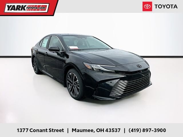 2026 Toyota Camry XLE's photo