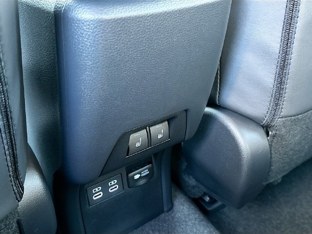 2026 Toyota Prius Plug-in Hybrid XSE Premium - Photo 32