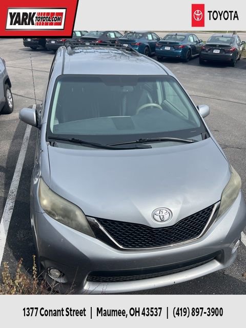 2012 Toyota Sienna SE