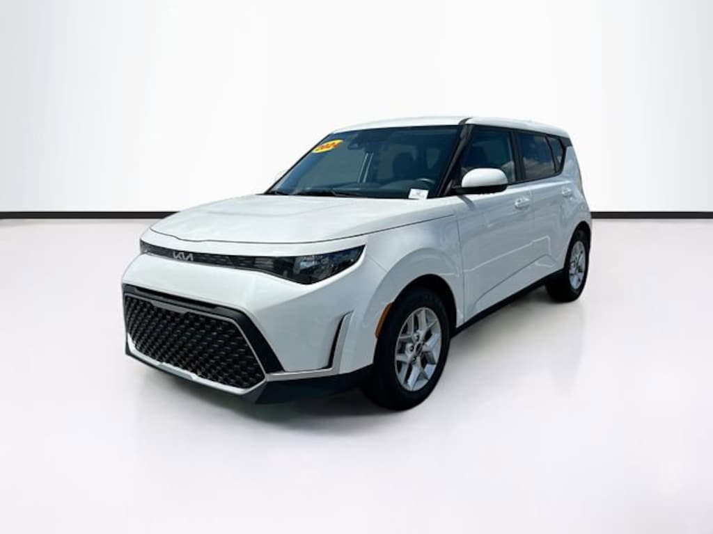Used 2024 Kia Soul LX Hatchback