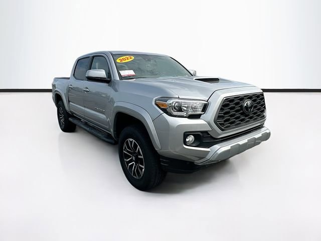 Used 2022 Toyota Tacoma TRD Sport with VIN 3TMCZ5AN6NM459094 for sale in Maumee, OH