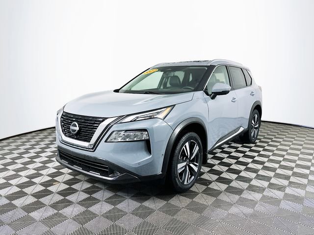 2022 Nissan Rogue SL photo 2