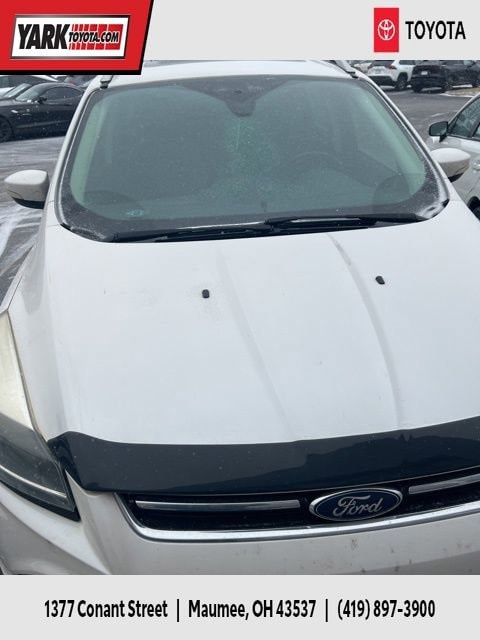 2015 Ford Escape Titanium's photo