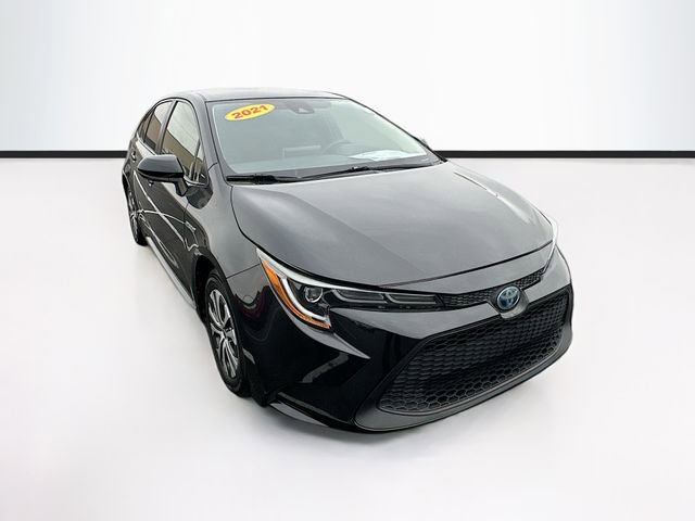 2021 Toyota Corolla Hybrid LE photo 2