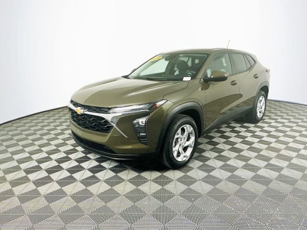 Used 2024 Chevrolet Trax LS SUV