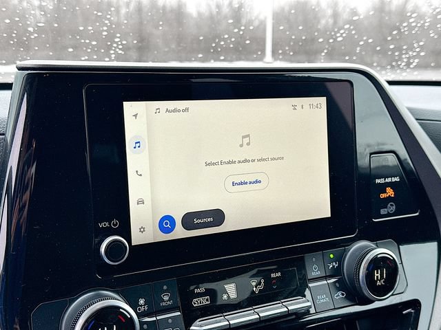 2024 Toyota Highlander LE - Photo 18