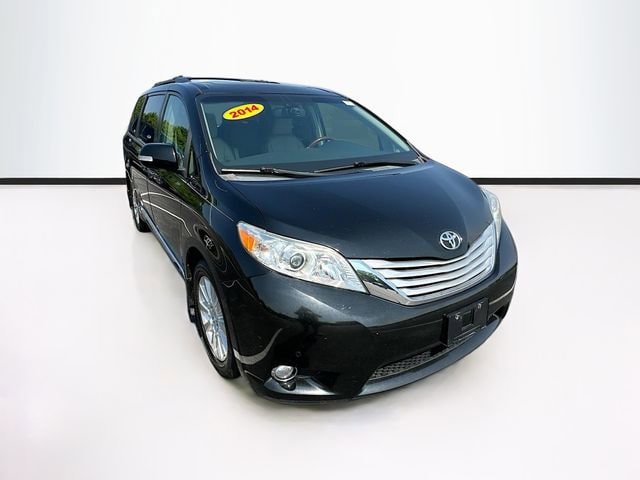 Used 2014 Toyota Sienna Limited with VIN 5TDDK3DC0ES088683 for sale in Maumee, OH