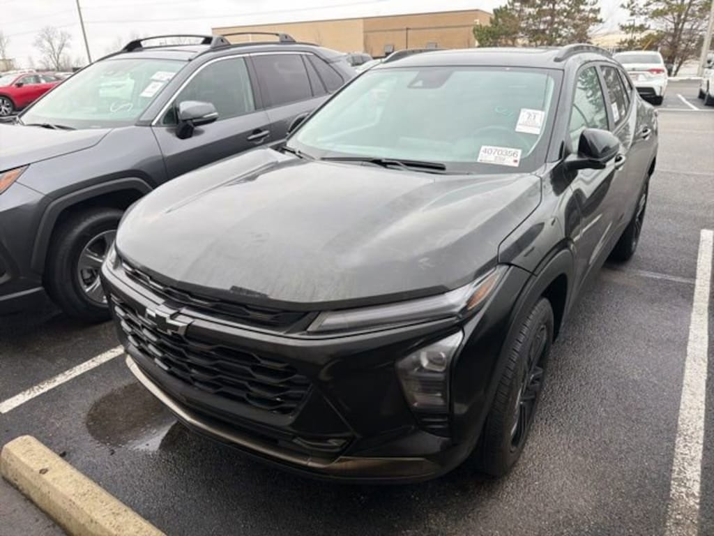 Used 2025 Chevrolet Trax ACTIV SUV