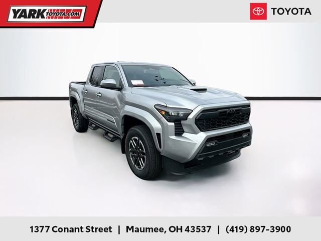 2026 Toyota Tacoma TRD Sport's photo