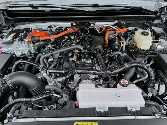 2025 Toyota Tacoma TRD Sport - Photo 35