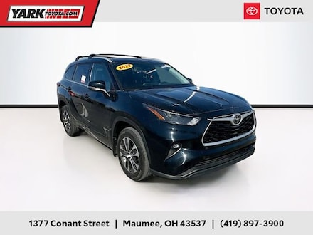 2022 Toyota Highlander XLE SUV