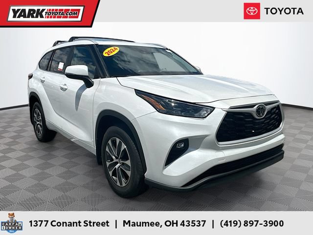 2024 Toyota Highlander SUV 