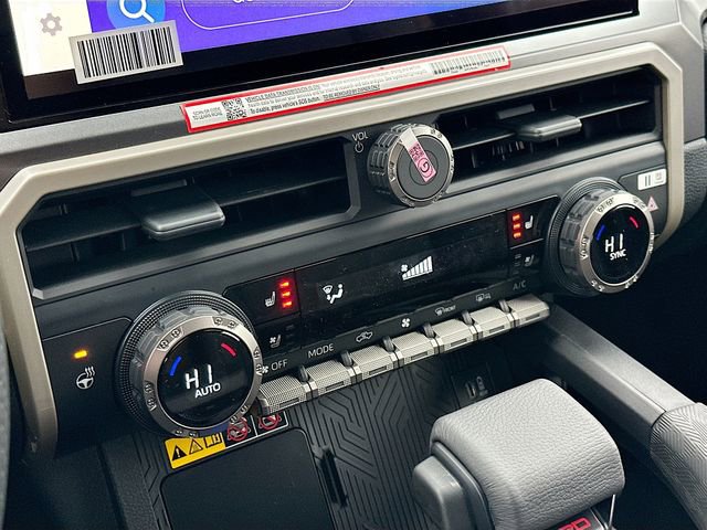 2025 Toyota Tacoma TRD Sport - Photo 19