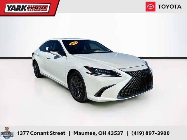 2024 Lexus ES 300h 300h Ultra Luxury's photo