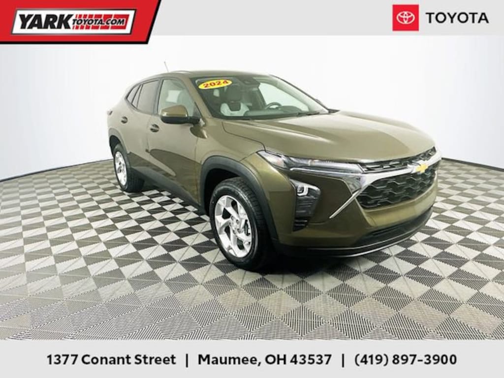 Used 2024 Chevrolet Trax LS SUV