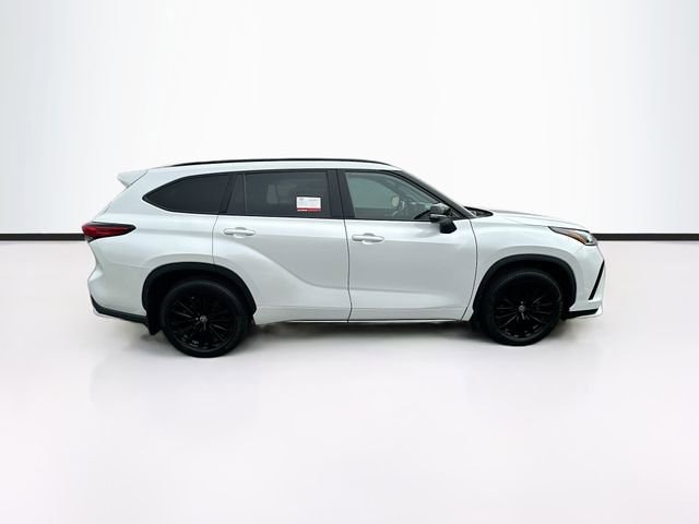 2023 Toyota Highlander XSE - Photo 10