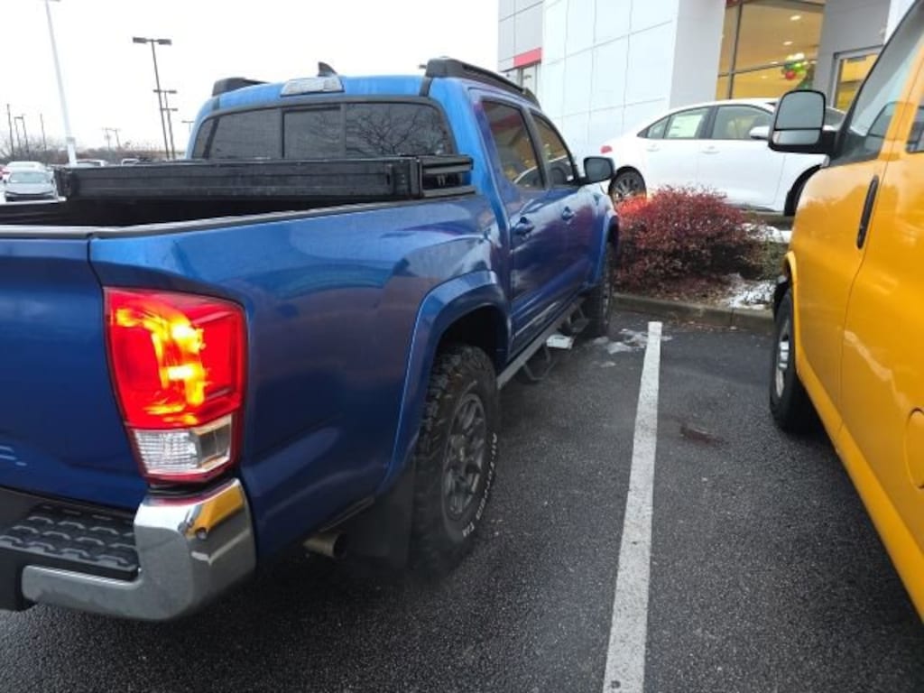 Used 2017 Toyota Tacoma SR5 Truck Double Cab