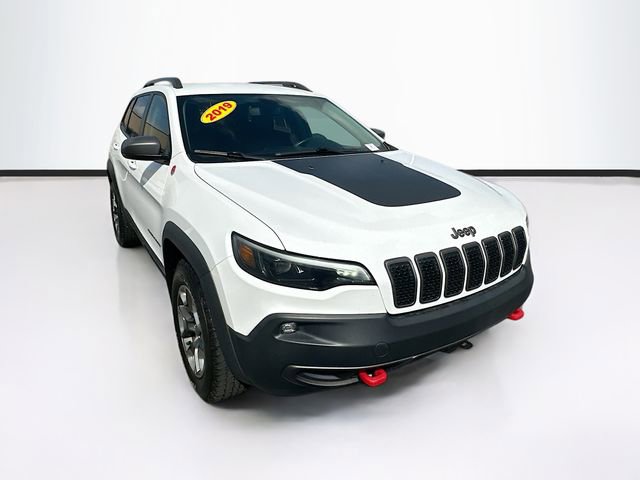 2019 Jeep Cherokee Trailhawk photo 2