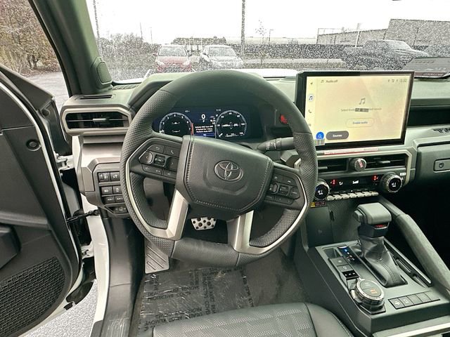 2025 Toyota Tacoma TRD Sport - Photo 14
