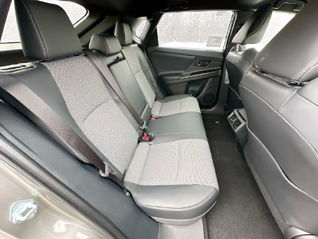 2026 Toyota bZ XLE - Photo 33