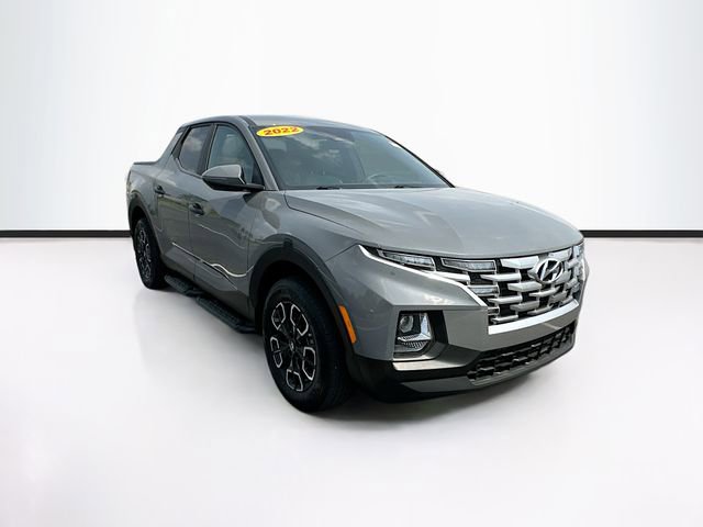 Used 2022 Hyundai Santa Cruz SEL with VIN 5NTJBDAE0NH001208 for sale in Maumee, OH