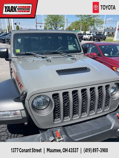 2021 Jeep Gladiator Mojave's photo