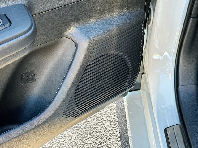 2026 Toyota Prius Plug-in Hybrid XSE Premium - Photo 24