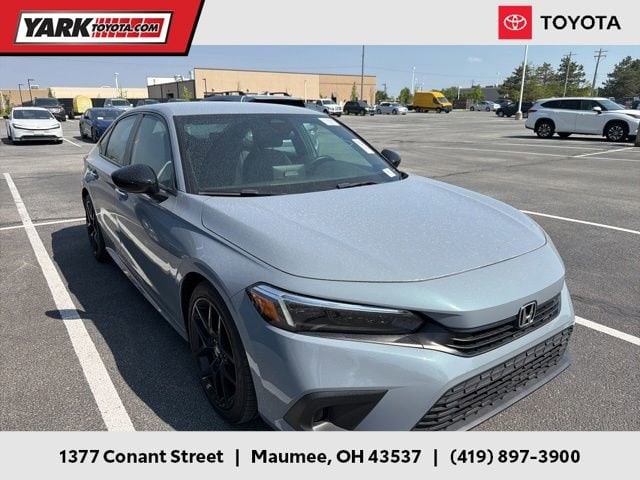 2024 Honda Civic Sport CVT's photo