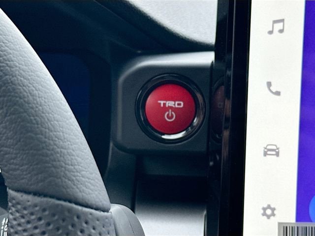 2025 Toyota Tacoma TRD Sport - Photo 17