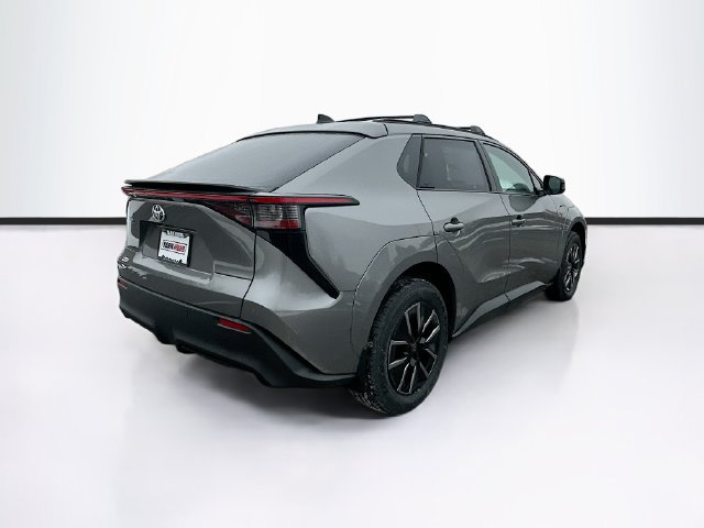2026 Toyota bZ XLE - Photo 9