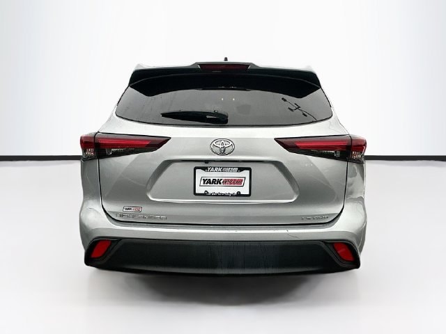 2024 Toyota Highlander LE - Photo 8