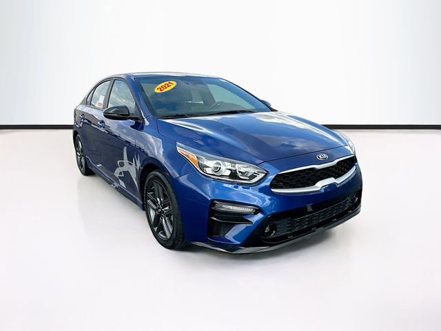2021 Kia Forte GT-Line photo 2