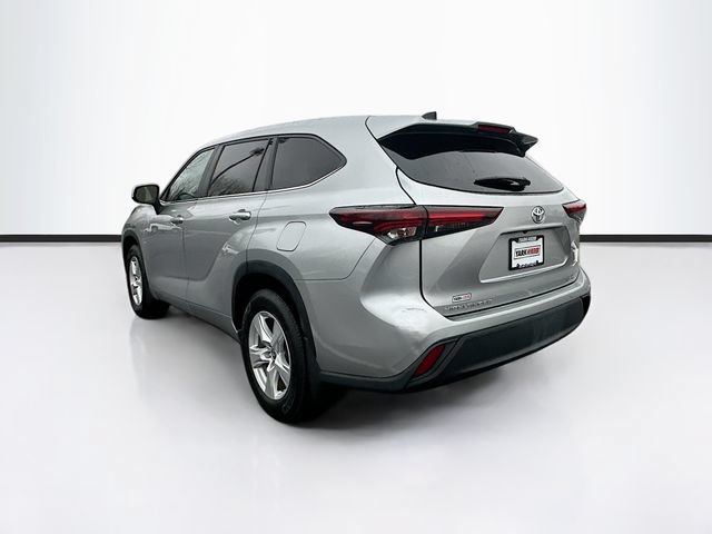 2024 Toyota Highlander LE - Photo 6